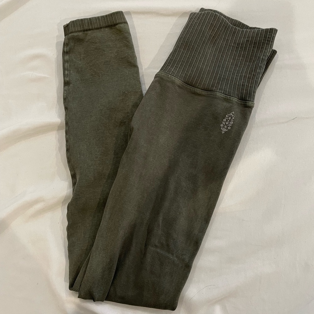High rise 7/8 length good Karma legging